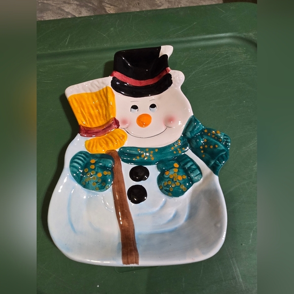 Snowman Platter 10 X 7, Snowman Holding A Broom, Wearing Mittons And Hat - Picture 1 of 6